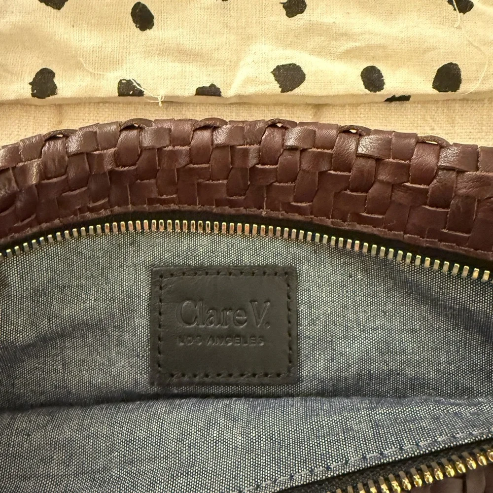 Clare V Grande Fanny (Maroon) - Picture 4 of 5